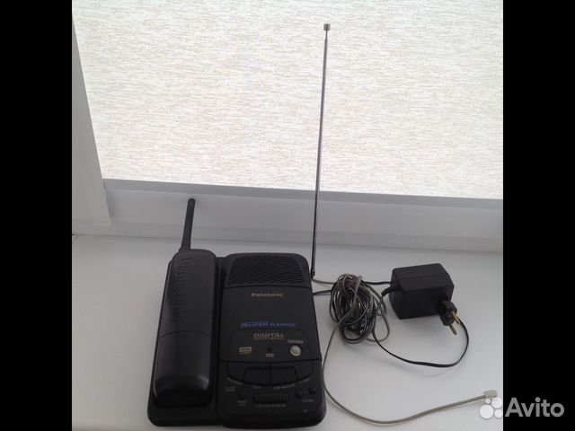 Радиотелефон Panasonic с автоответчиком