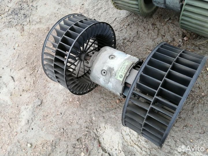 Бмв е34 моторчик печки бехр