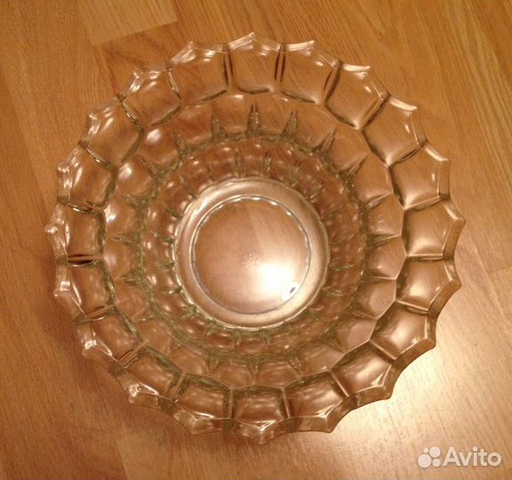 Блюдо конфетница зос стекло СССР ваза на ножке