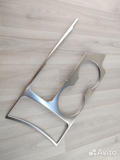 Накладка на консоль коробки передач Kia Sportage