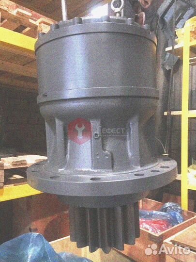 Поворотный редуктор Komatsu PC220LC-7