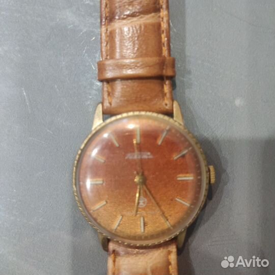 Часы Ракета