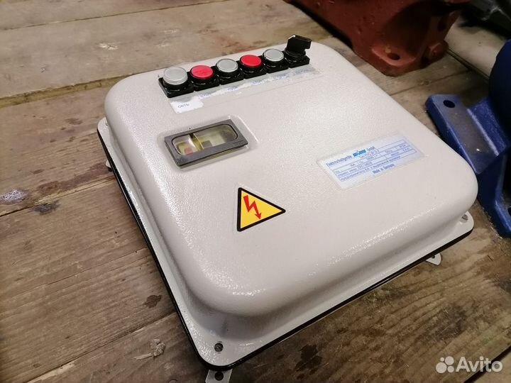 Ящик управления русiii/3-2-320/220B