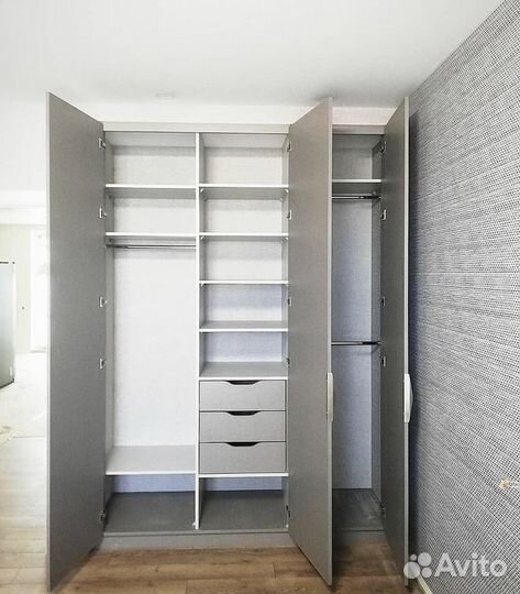 Шкаф распашной