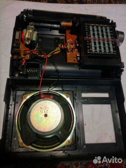 Радиоприемник и двухкассетник