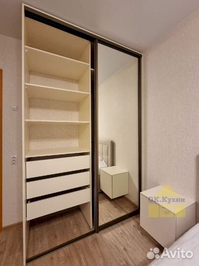 Угловой шкаф