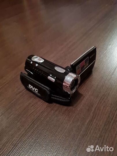 Видеокамера sony v8