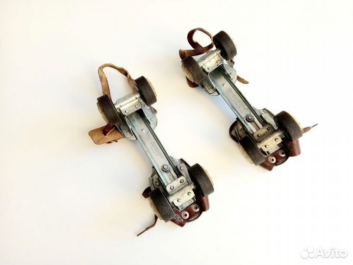 Роликовые коньки СССР