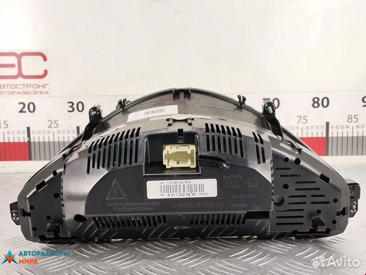 Щиток приборов (приборная панель) Mercedes-Benz