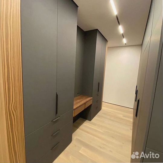 Шкаф трехстворчатый (и другие)