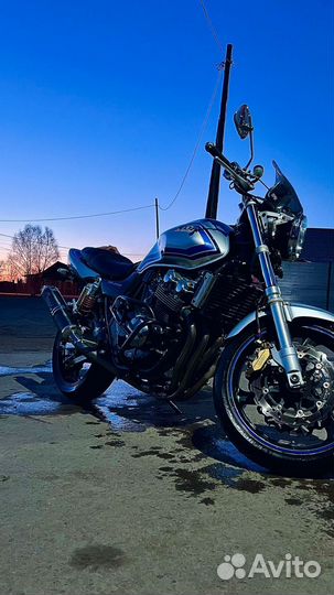 Honda CB 400 SF