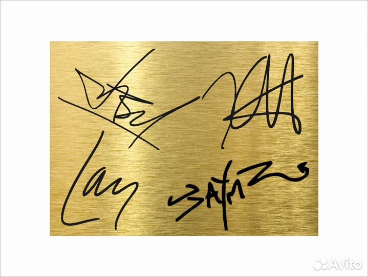 Metallica золотой винил в рамке с автографами