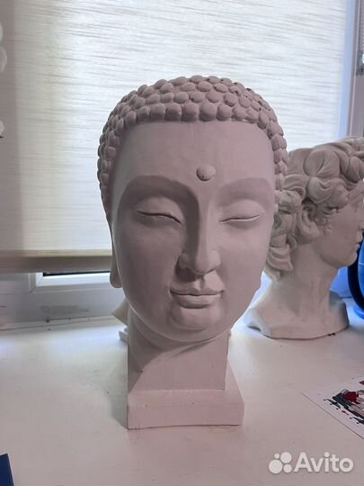Бюст Будды