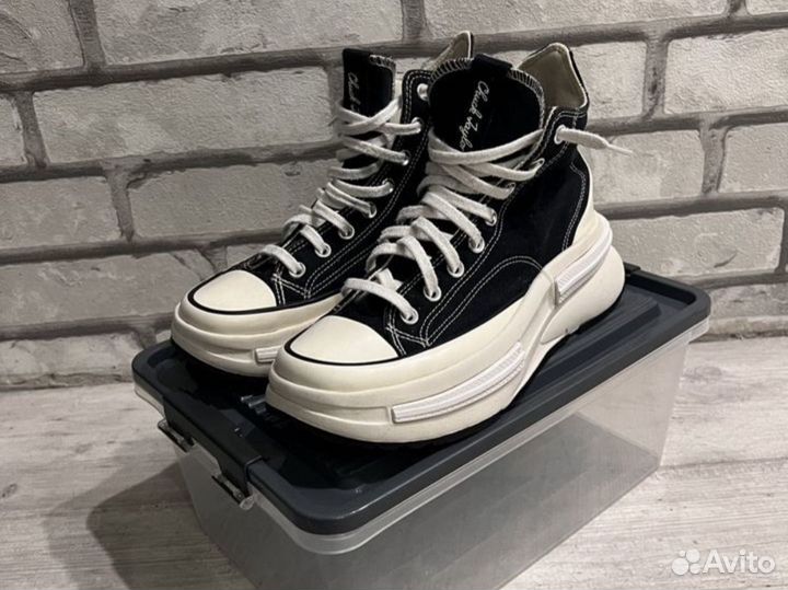 Converse Runstar Legacy CX (на платформе)