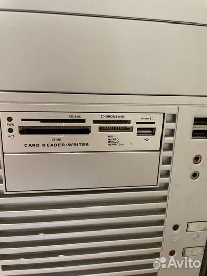 Корпус для компьютера с картридером