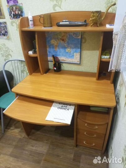 Компьютерный стол