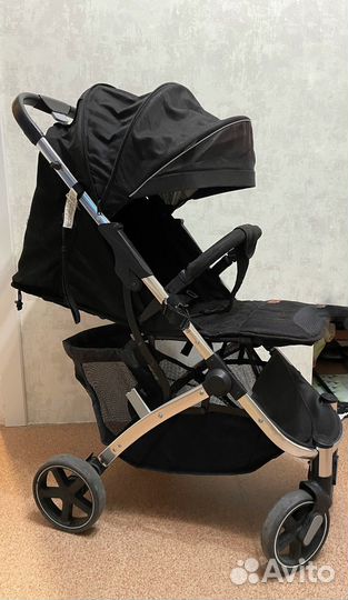 Коляска прогулочная Nuovita