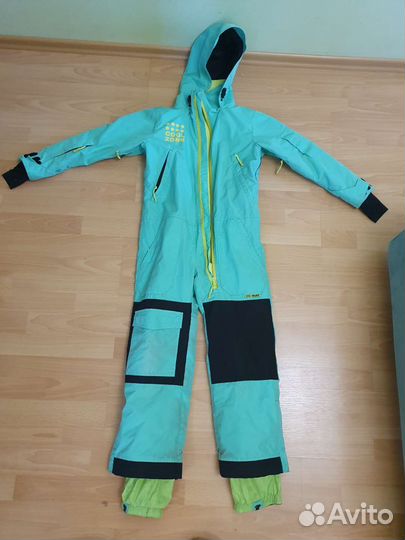 Костюм горнолыжный детский 134 рост