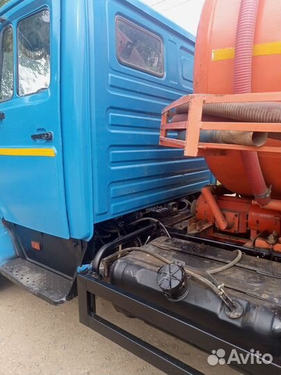 Ассенизатор