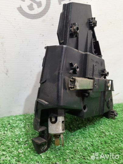 Пепельница задняя левая Mercedes S-Klasse W220