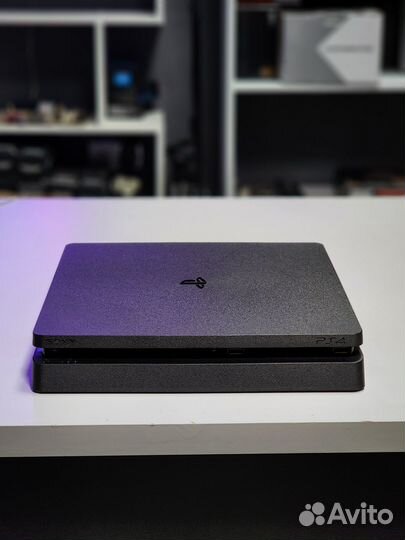 Sony Playstation 4 Slim 500Gb + геймпад + диски