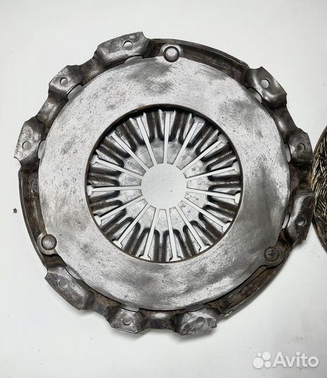 Сцепление Mitsubishi L200 KB 2.5 D