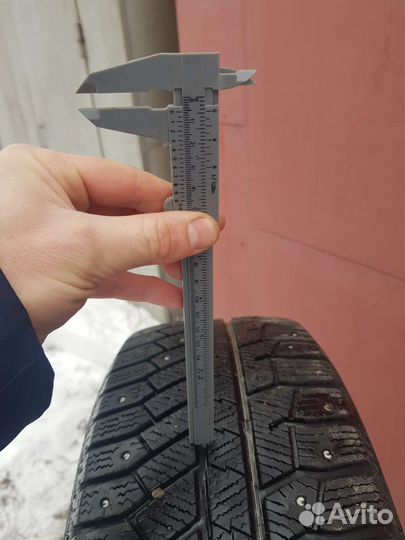 Continental ContiWinterViking 2 215/60 R16 99T