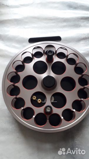 Катушка Stinger Big Fin инерционная