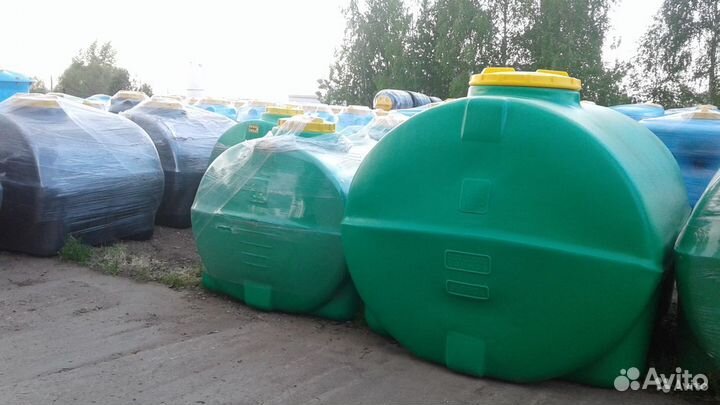 Емкости для воды 3000л