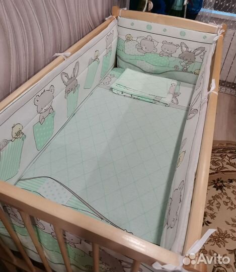 Детская кроватка