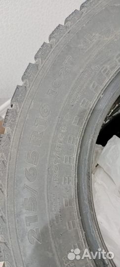 Nokian Tyres Nordman 5 SUV 215/60 R16