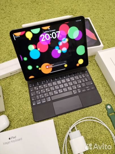 Планшет Apple iPad Air 10.9 Wi-Fi+Cellular 256GB