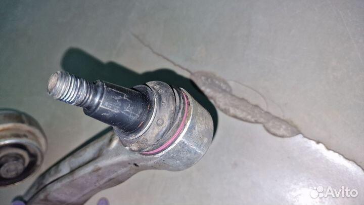 Рычаг передний нижний Audi Q5, Q7, Q8, A8 VAG/VW