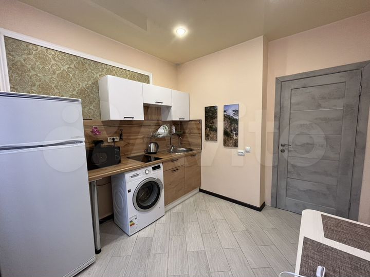 1-к. квартира, 42 м², 2/4 эт.