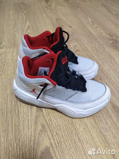 Nike Jordan Air max aura3 бу