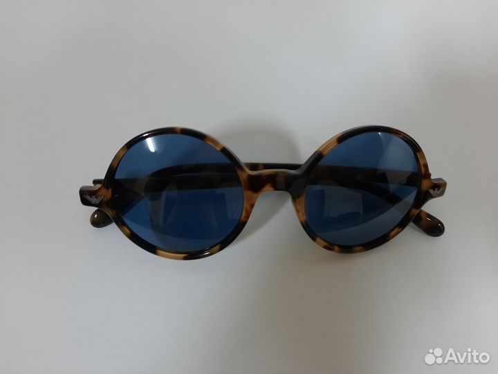 Солнцезащитные очки Emporio Armani