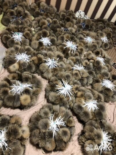 Меховые помпоны