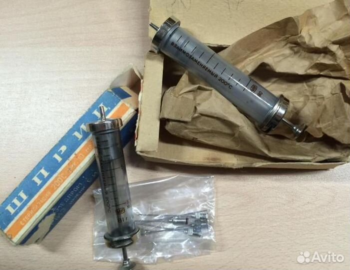 Шприцы стеклянные СССР