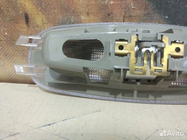 Плафон салона Chevrolet Trailblazer GMT360 LL8