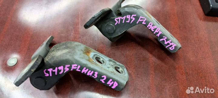 Петля двери Toyota AT190 арт 17502 верх И низ левы