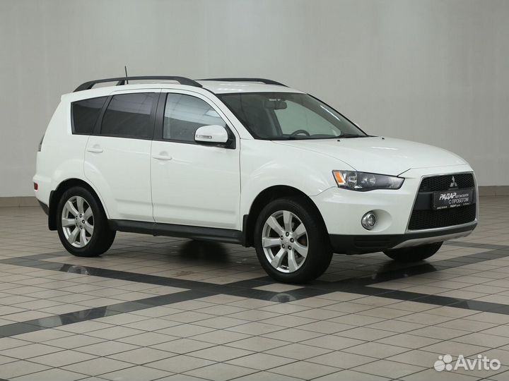 Mitsubishi Outlander 2 CVT, 2011, 232 500 км