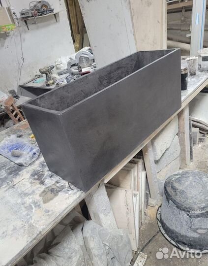 Вазоны уличные из бетона