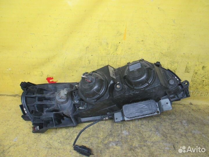 Фара левая Volvo V70 SW