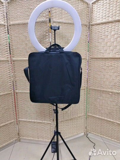 Кольцевая лампа 45см (новая). В наличии