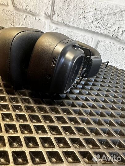 Беспроводные наушники Marshall Major (11)