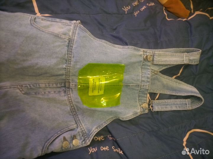 Джинсовый комбинезон для девочки