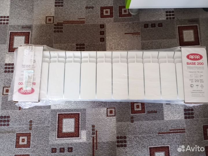 Радиатор отопления биметаллический Rifar (новый)