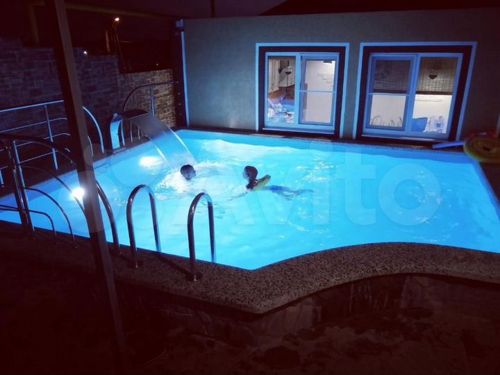 Комната 16 м² в 4-к., 1/2 эт.