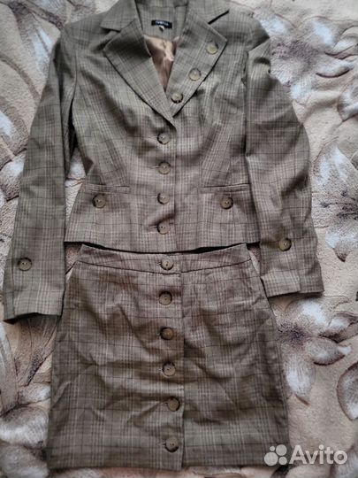 Костюм пиджак и юбка