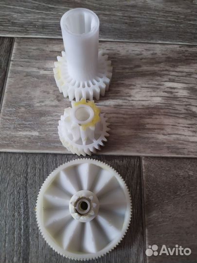 Продам запасные части для мясорубки Браун 1100/130